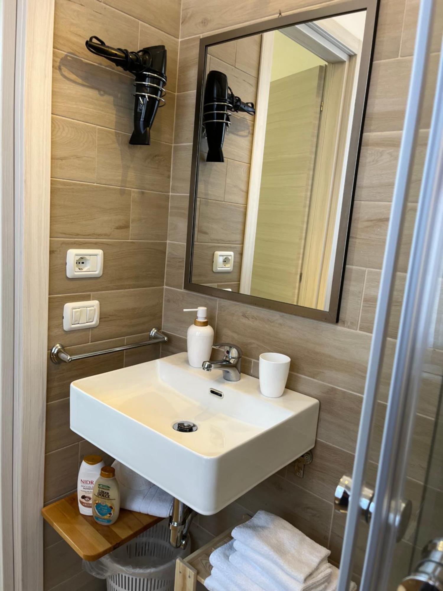 B&B Vento Aureo Rooms Milazzo Kültér fotó